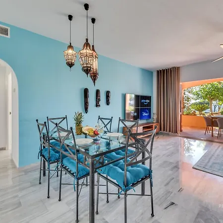 Casa Africa - Exclusive 2br By The Sea With Pool Estepona