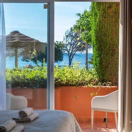 Casa Africa - Exclusive 2br By The Sea With Pool Apartment