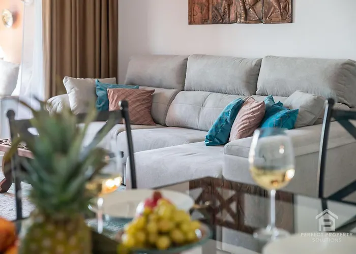 Casa Africa - Exclusive 2br By The Sea With Pool *