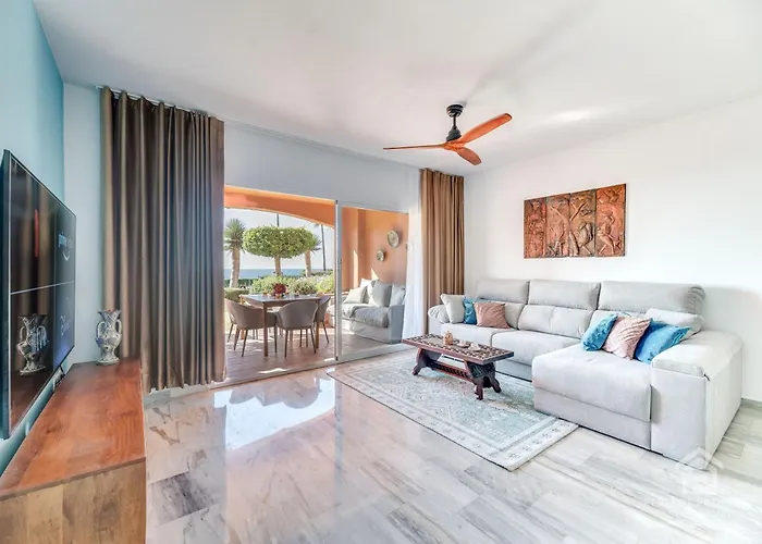 Casa Africa - Exclusive 2br By The Sea With Pool