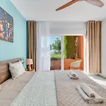 Casa Africa - Exclusive 2br By The Sea With Pool Apartment *