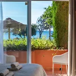 Casa Africa - Exclusive 2br By The Sea With Pool Apartment
