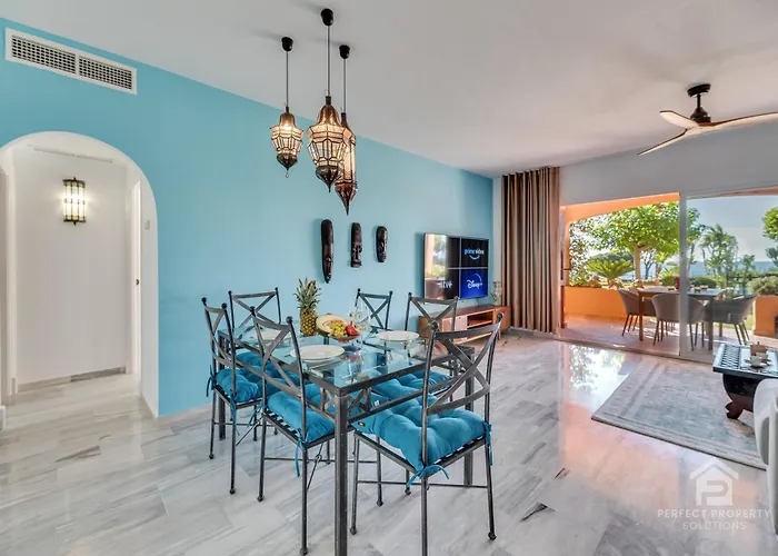 Casa Africa - Exclusive 2br By The Sea With Pool Estepona