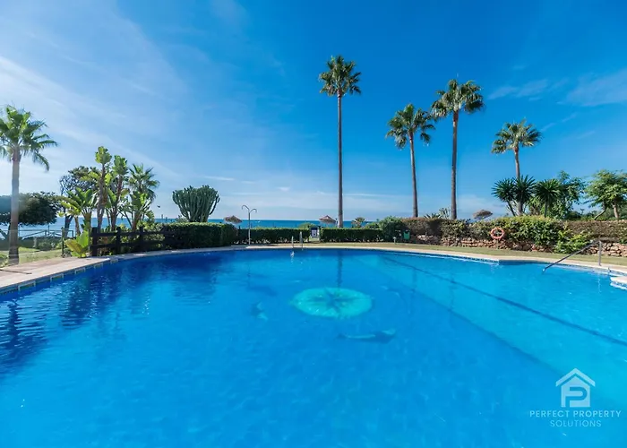 Casa Africa - Exclusive 2br By The Sea With Pool * Estepona